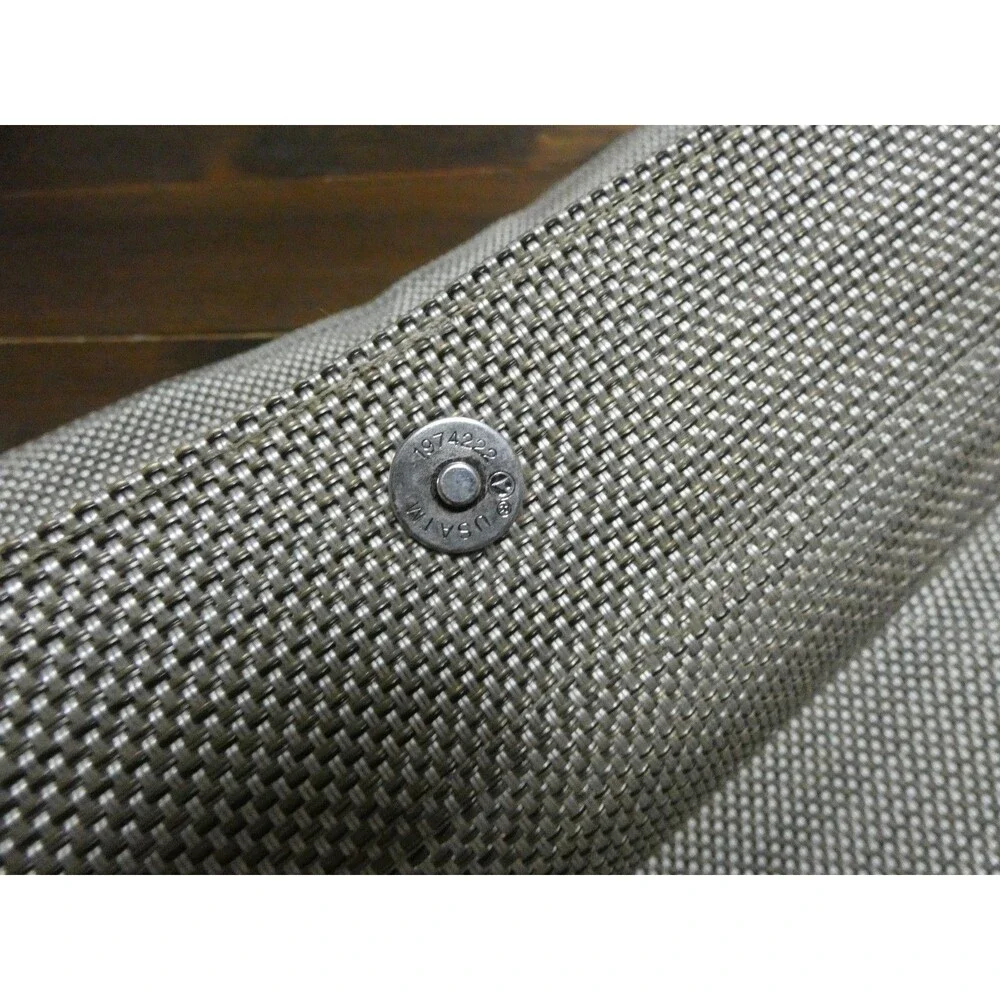 Chilewich laptop messenger